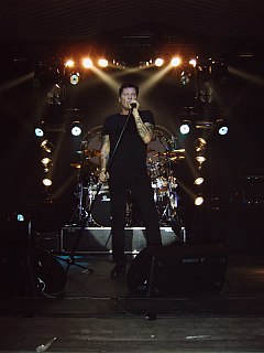 Golden Earring show photo Milsbeek March 22, 2008
